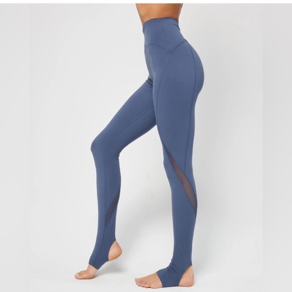 L*Space Exhale Legging in Blue / Slate | Sz Medium EUC Activewear Athletic - Picture 2 of 12